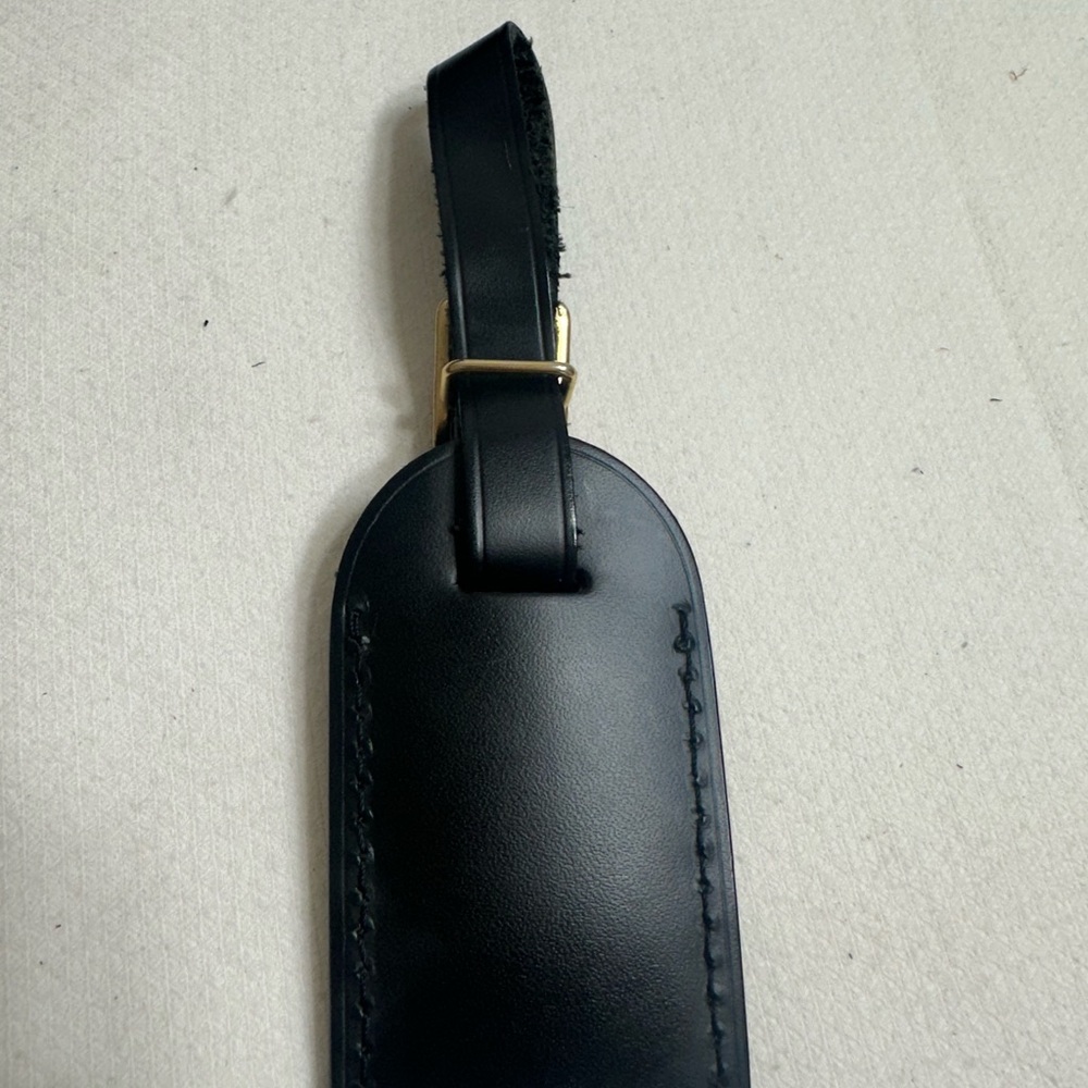 Louis Vuitton Name Tag - Picture 2 of 6